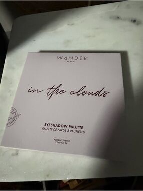 Wander Beauty In The Clouds Eyeshadow Palette Pink Purple Pastel OS